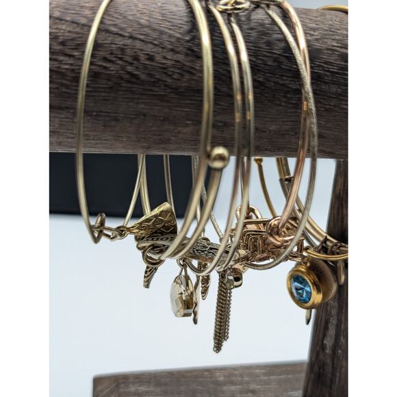 Lot of Twenty-Nine Alex and Ani & Similar Adjustable Wire Bangle Bracelets - Picture 2 of 12
